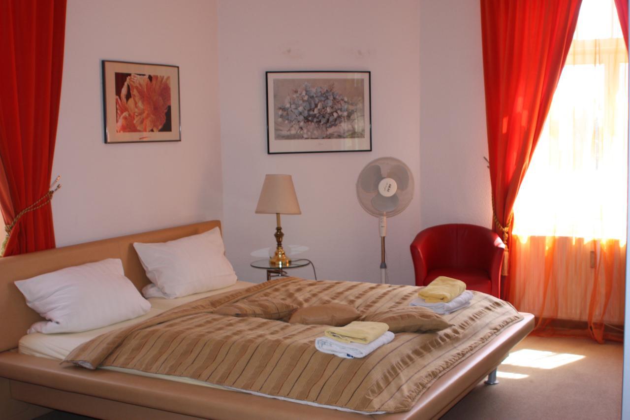 Villa De Baron Dresde Extérieur photo